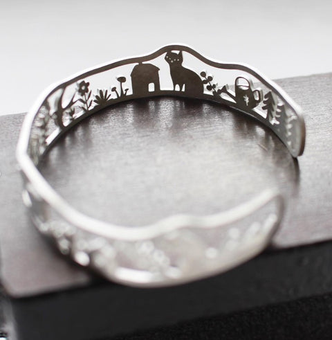 Black cat Bangle