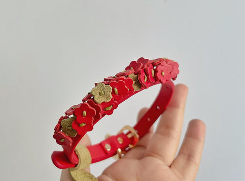 Flora pet collar